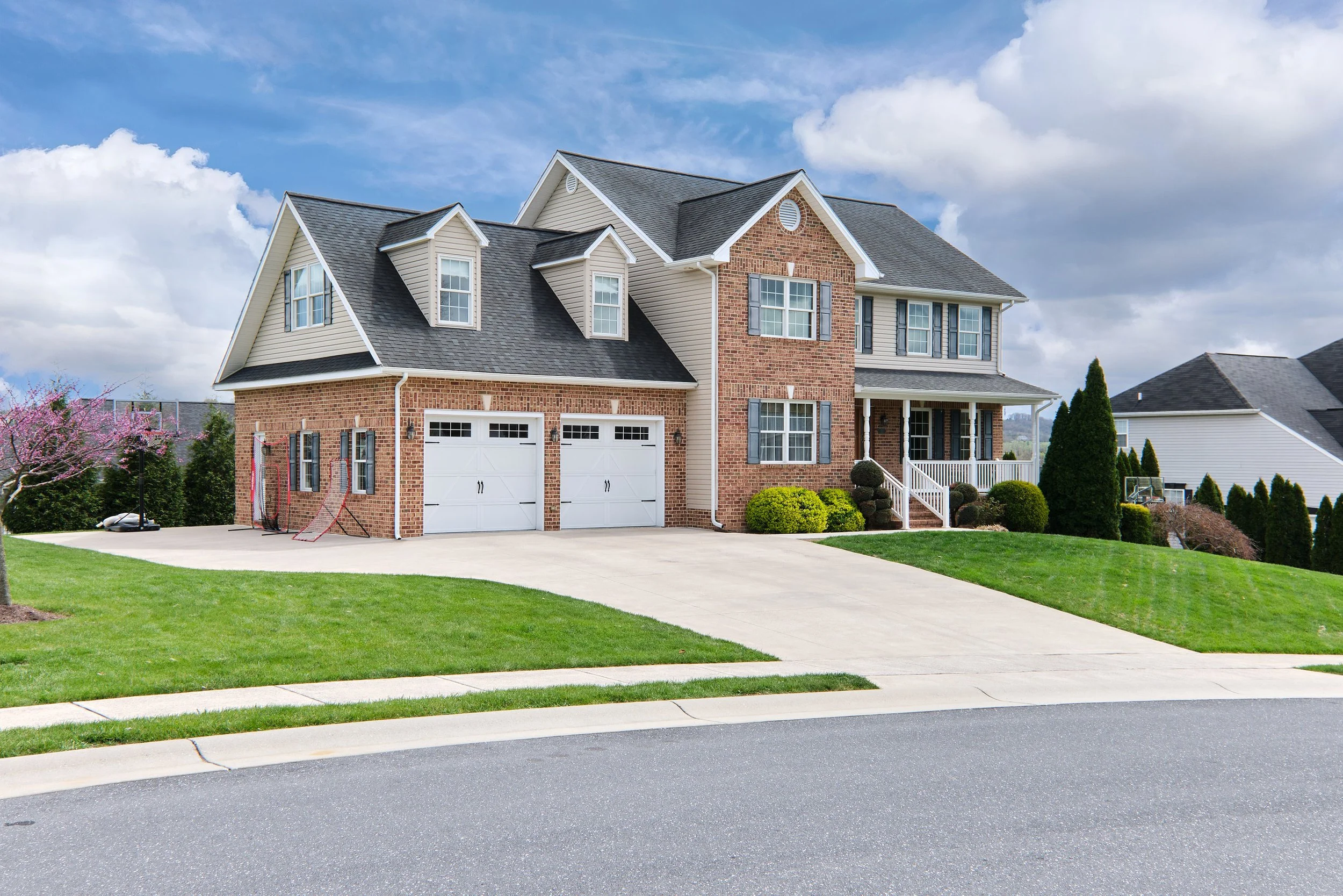 255 Truman Dr Broadway-High MLS-1002.jpg