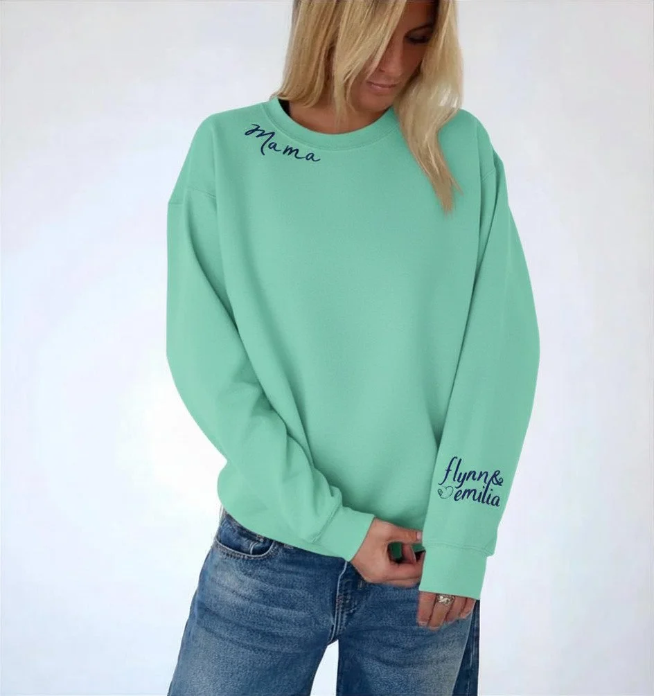 "Mama" + sleeve name sweatshirt