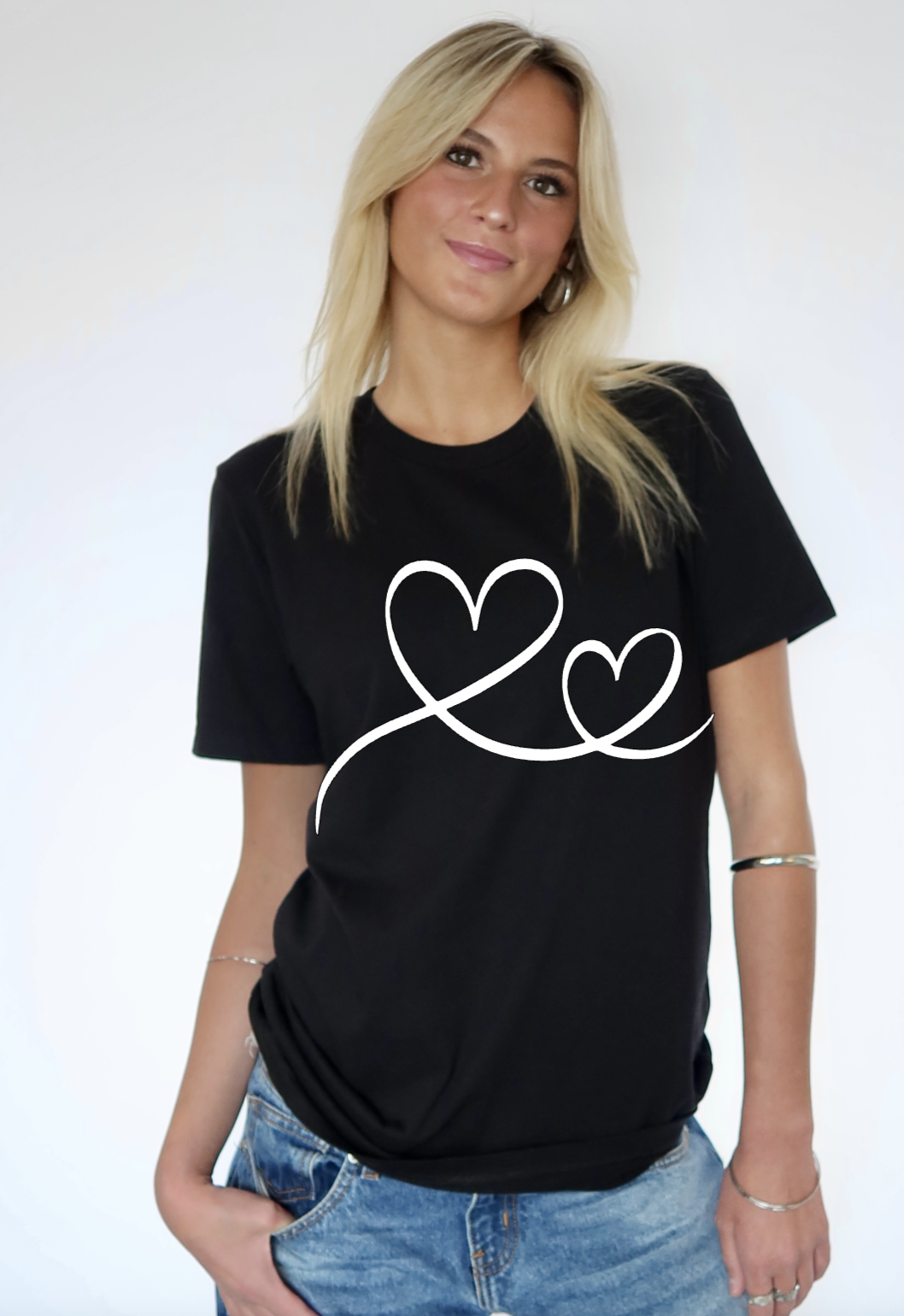 Black Tee Swirl Heart.png