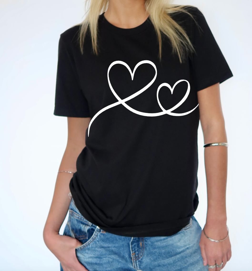 Black+Tee+Swirl+Heart.png