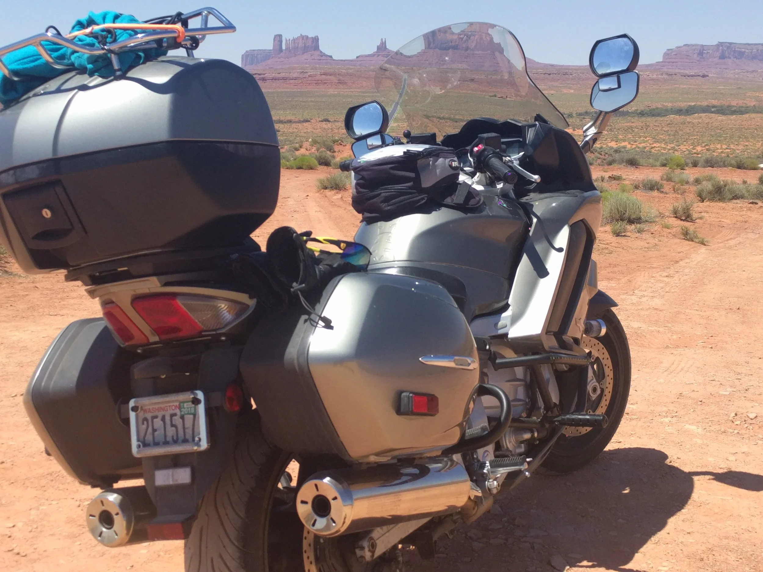 The Yamaha FJR1300: A Sport-Tourer That Earned Its Place on the Open Road