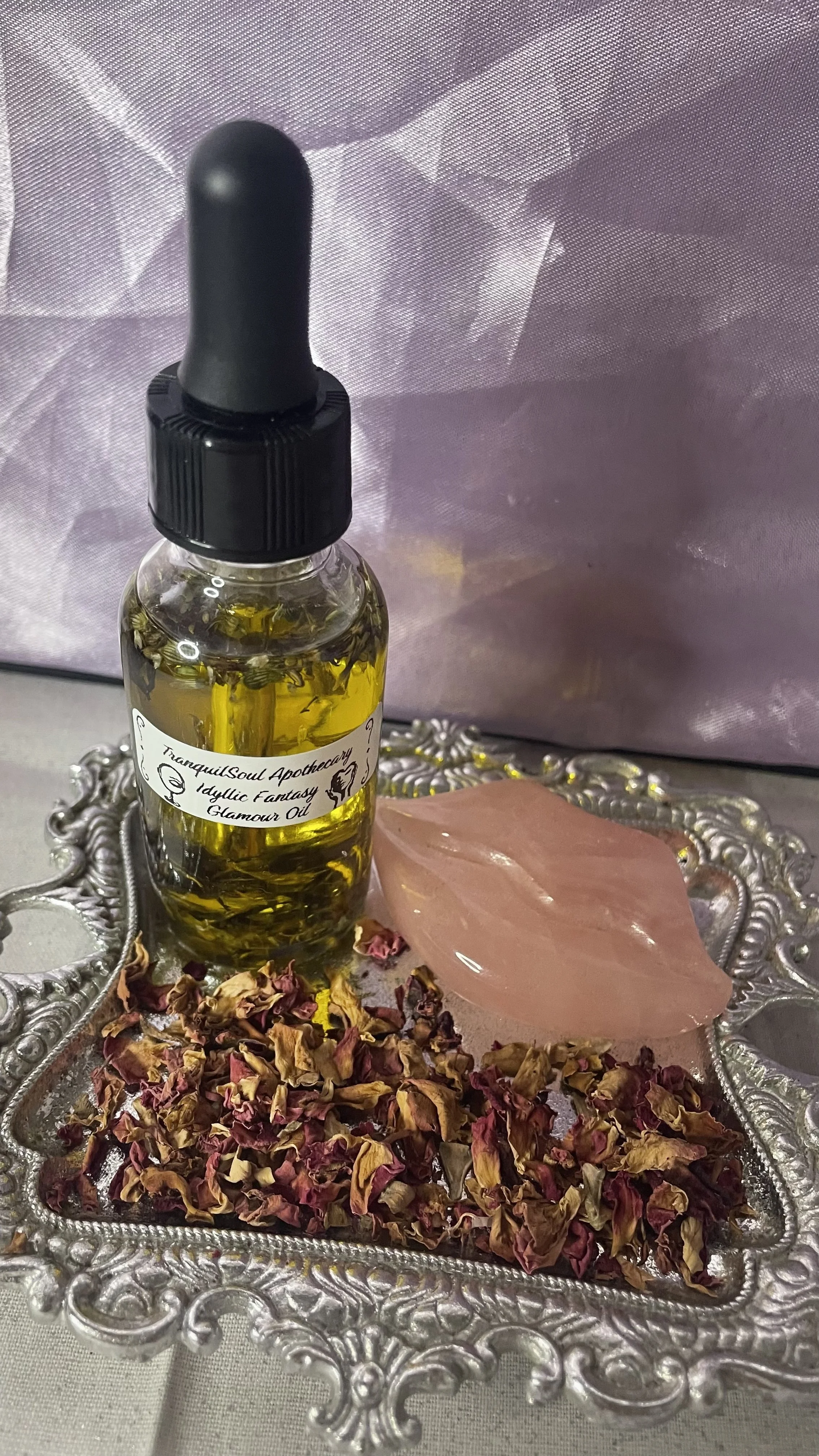 Idyllic Fantasy Glamour Oil
