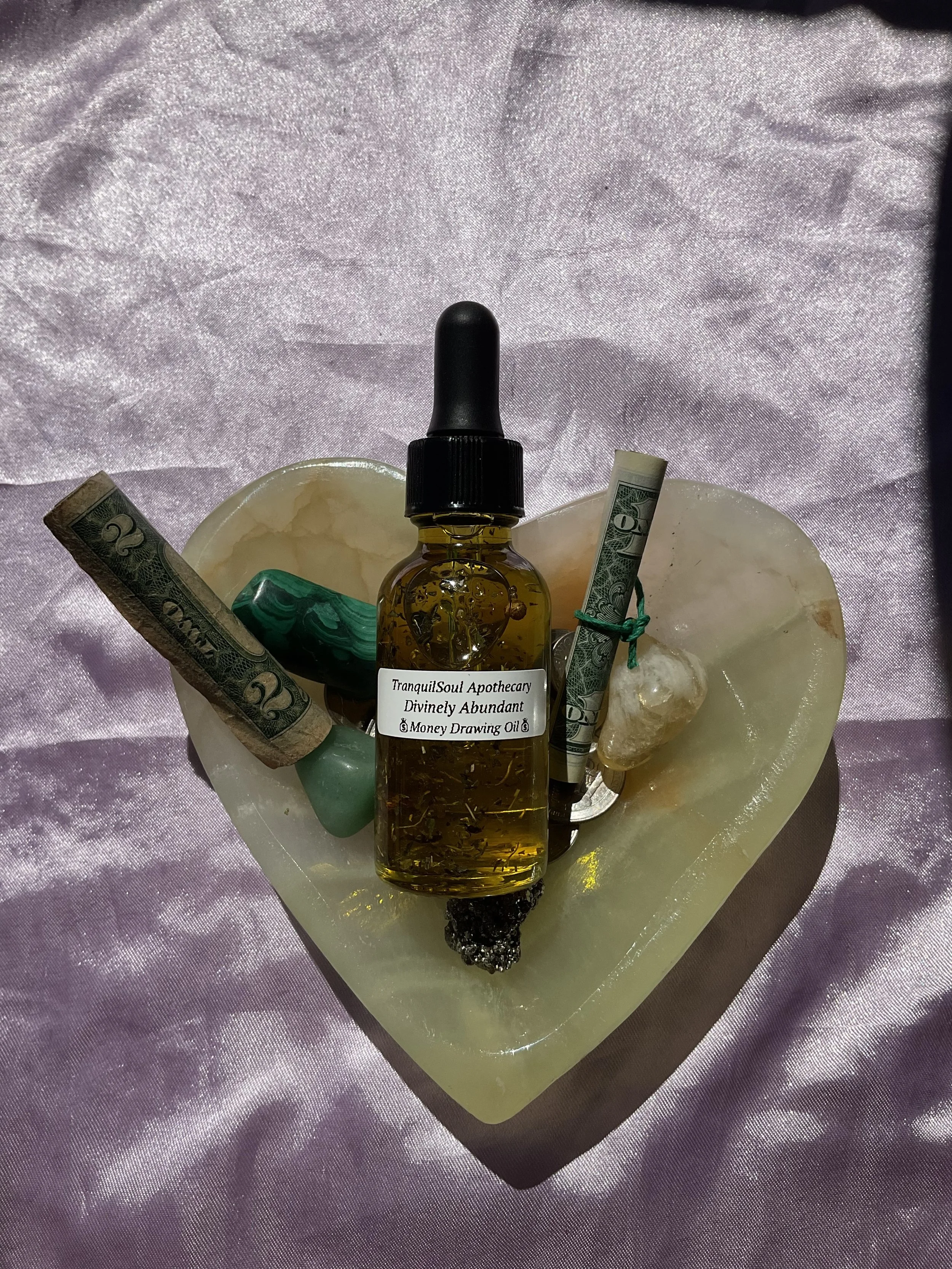 Divinely Abundant Money Drawing Oil