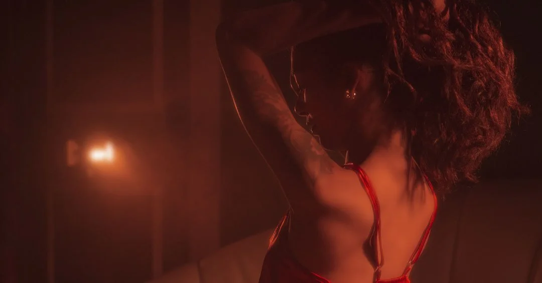 DESCUBRE EL ESTILO BOUDOIR INTIMO Y EMPODERADOR | DAVIS INGA