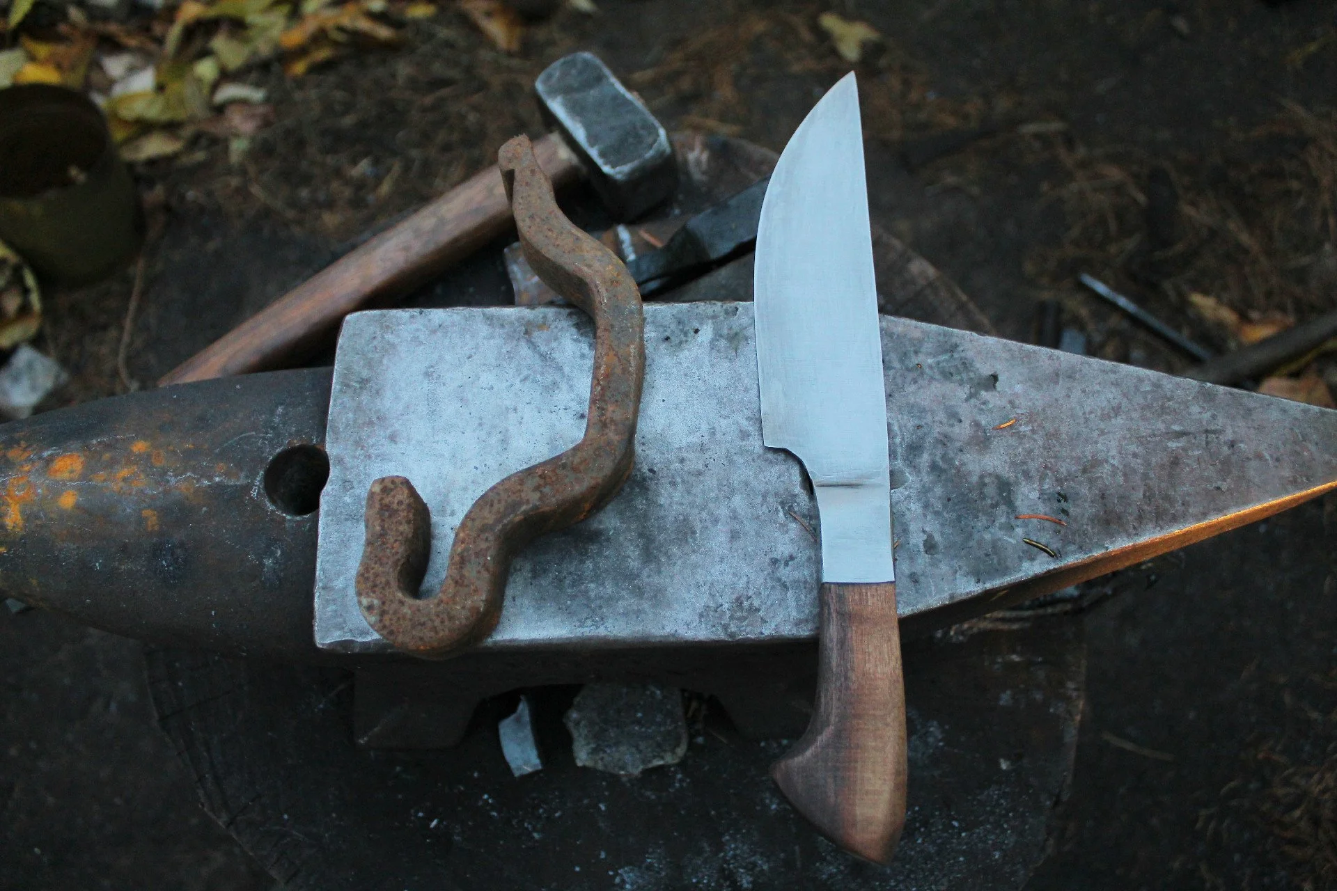 Railmaster Chef's Knife