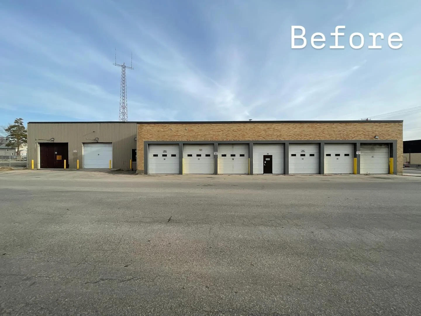 Four years apart. The first time we toured the building after winning the RFP and today&rsquo;s update. Artists have started moving in!

@schwinghammer_contract_mgmt @bldgstudio @oxbowarch @prolog_developments 

#adaptivereuse #artsandculturehub #yxe