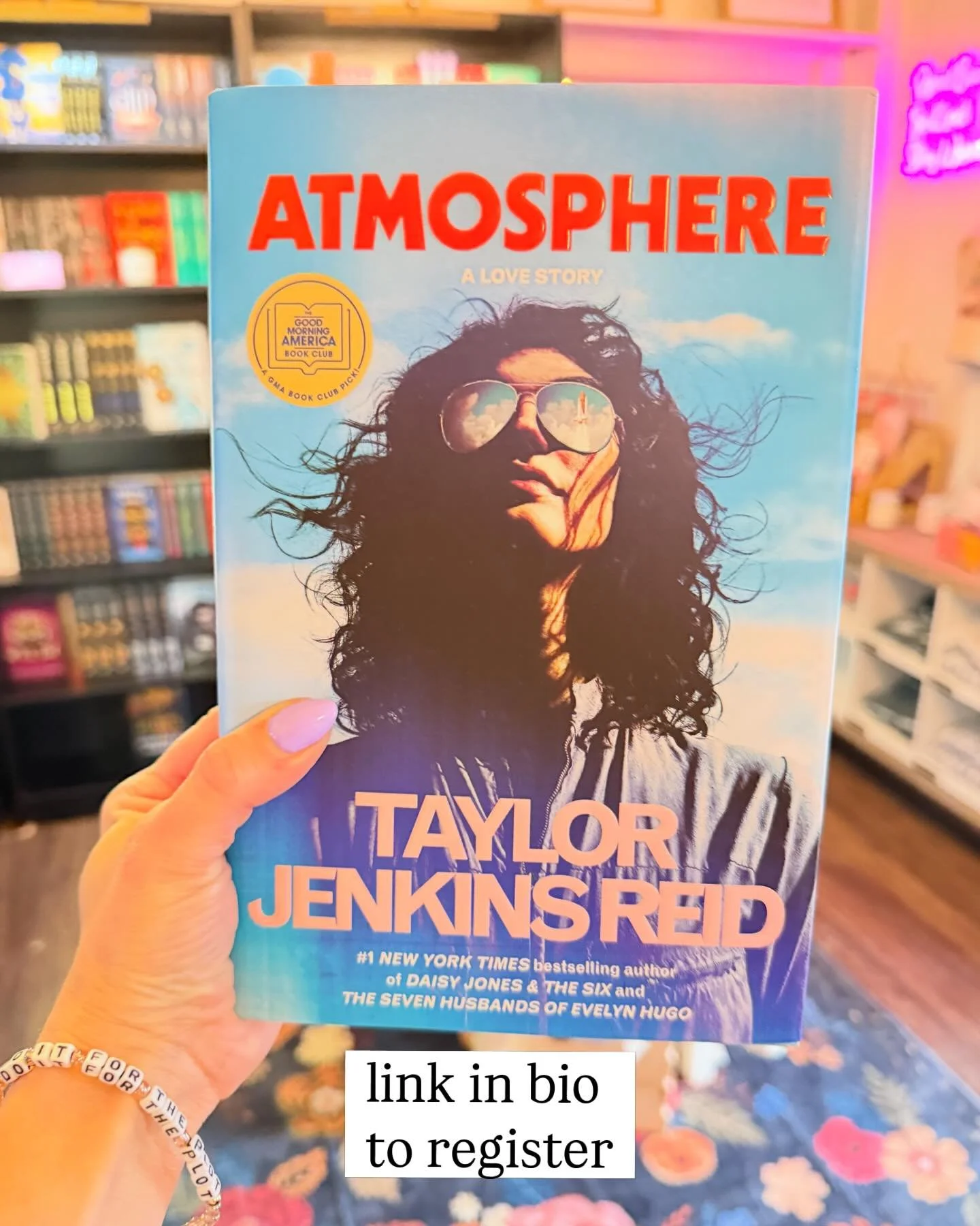 POV: You&rsquo;re a fitness girlie who also loves to read 💪🏽 📚 

We&rsquo;re excited to collab with @coreconfidencewithstephanie on March 22nd for a little Pilates and Book Yap. We&rsquo;ll also be bringing some bookish goodies for y&rsquo;all to 