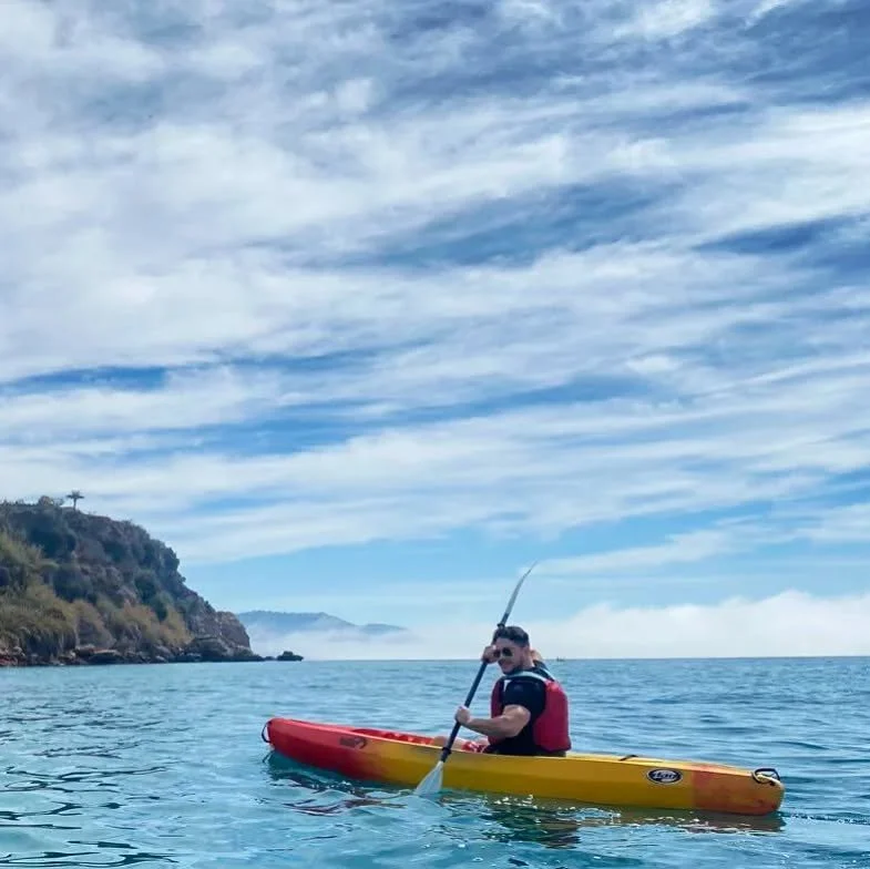 My only desire is to live freely. 

#kayaking #Spain #nerja #1stphorm #bethe1
