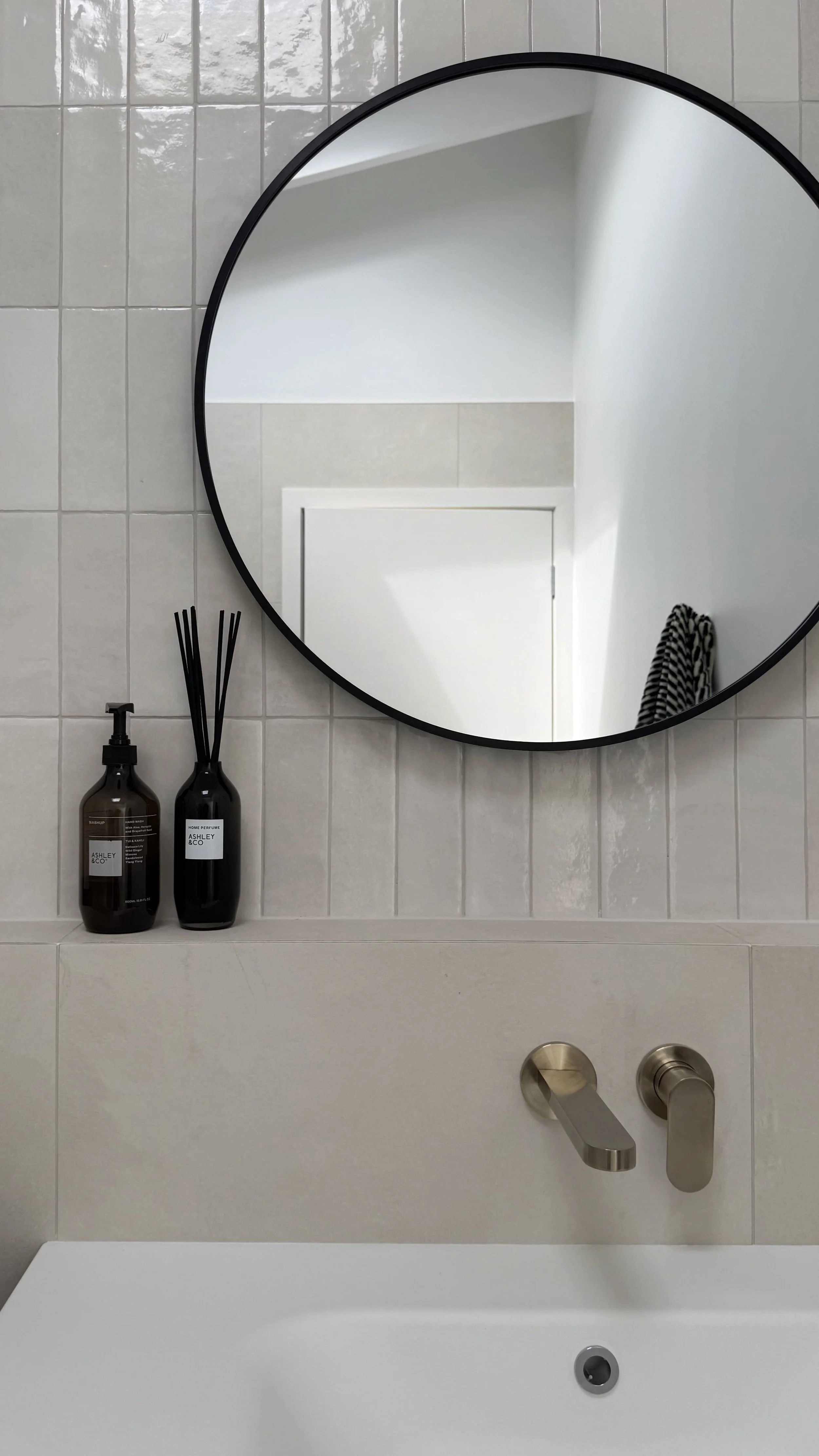 Whangaparaoa Bathroom Renovation_2_After_Greyson Builders_18.jpeg