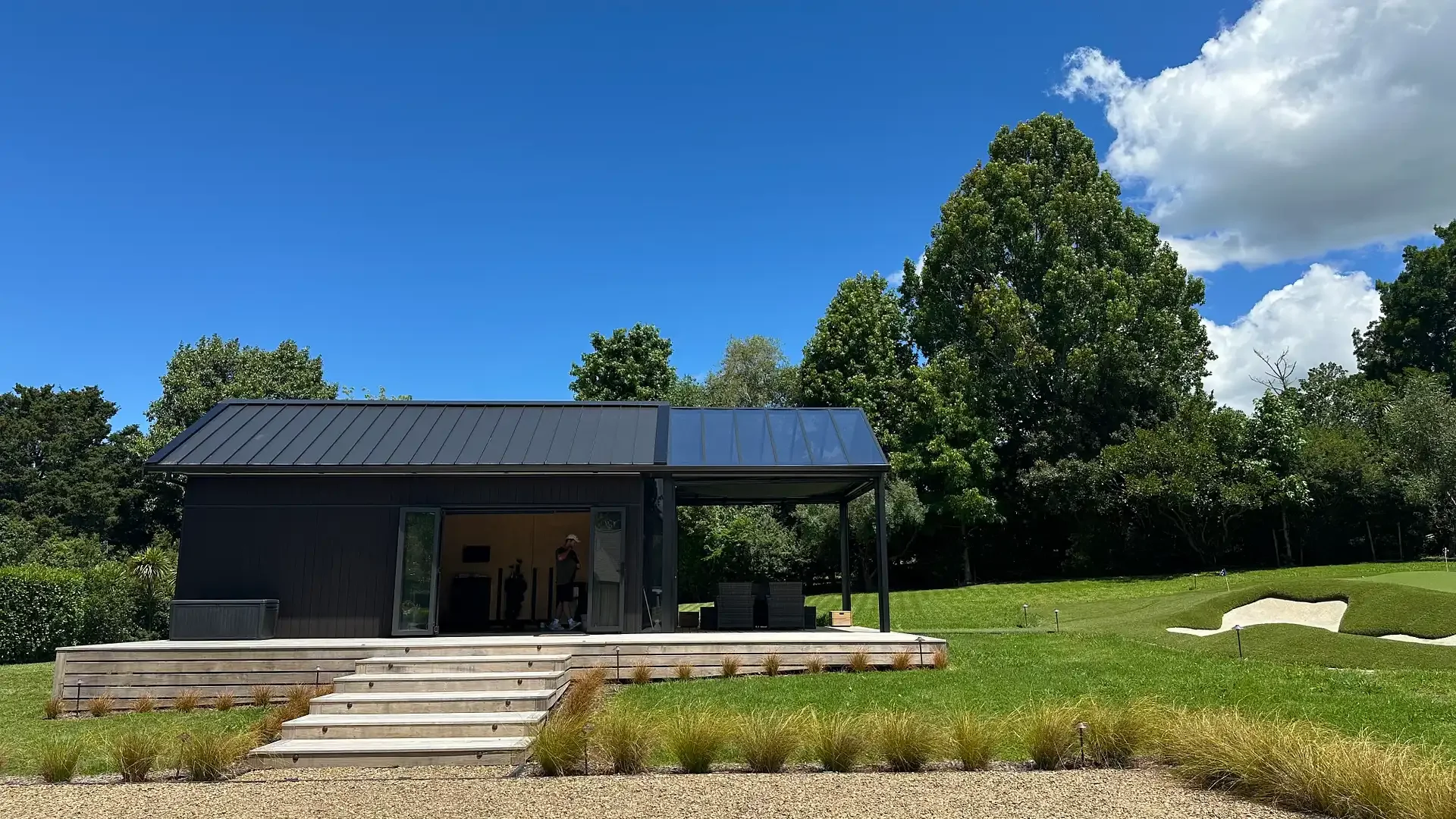 Golf Simulator_AKL_sml_06.webp