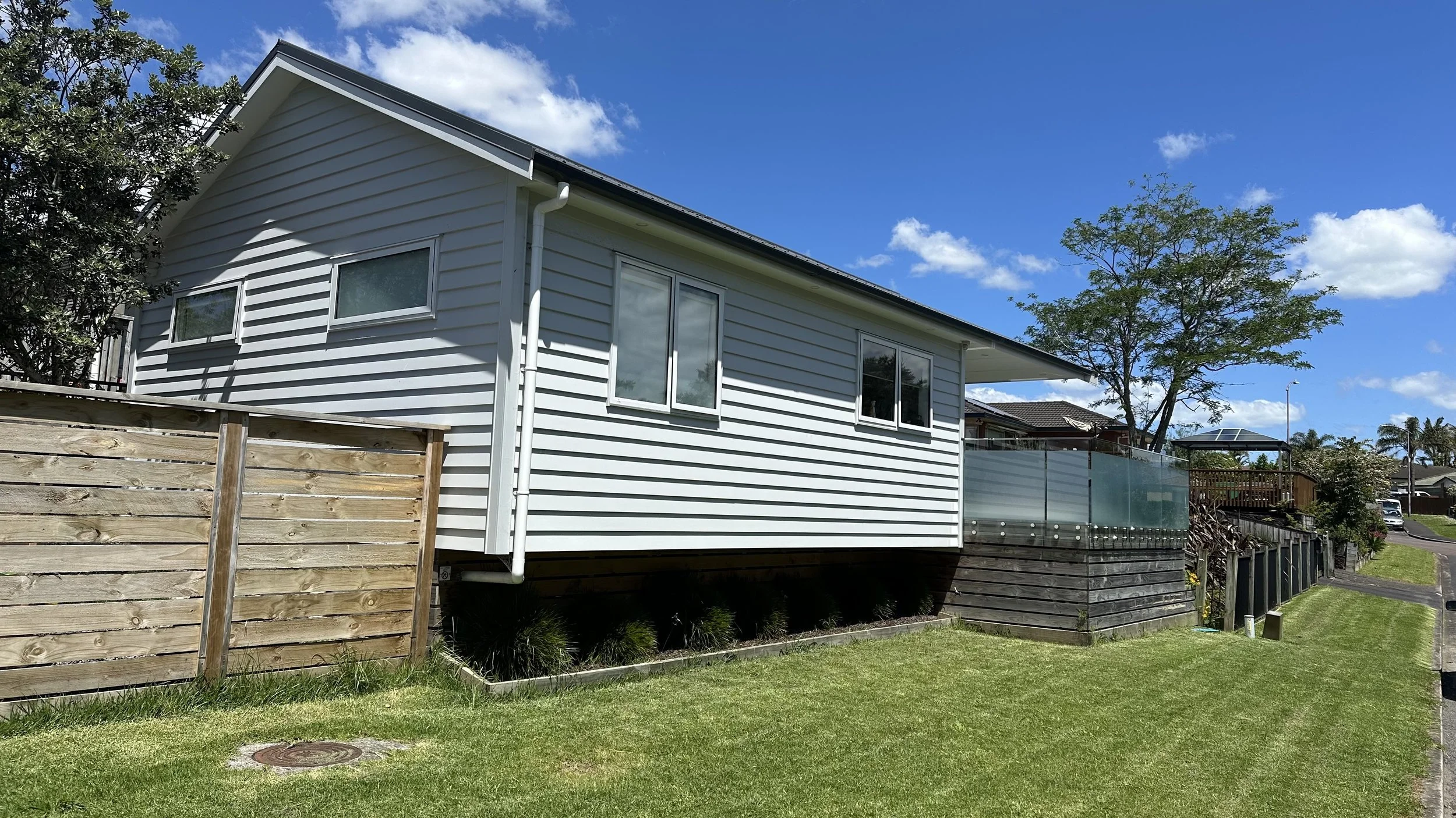 New fence for a new build in Massey, Auckland built by Greyson Builders