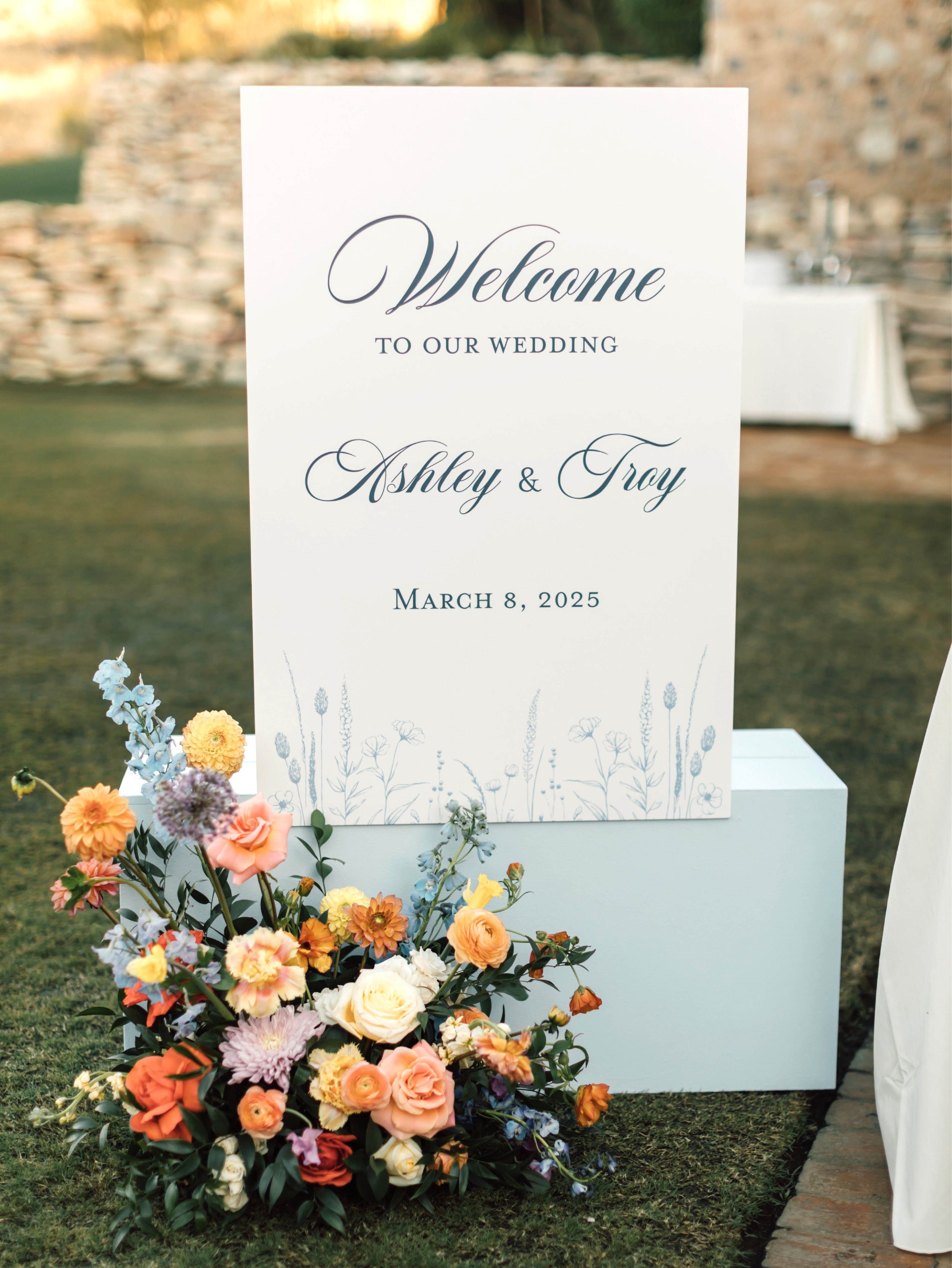 Stetson Studios custom wedding signage wedding welcome sign Scottsdale, Arizona Silverleaf Golf Club