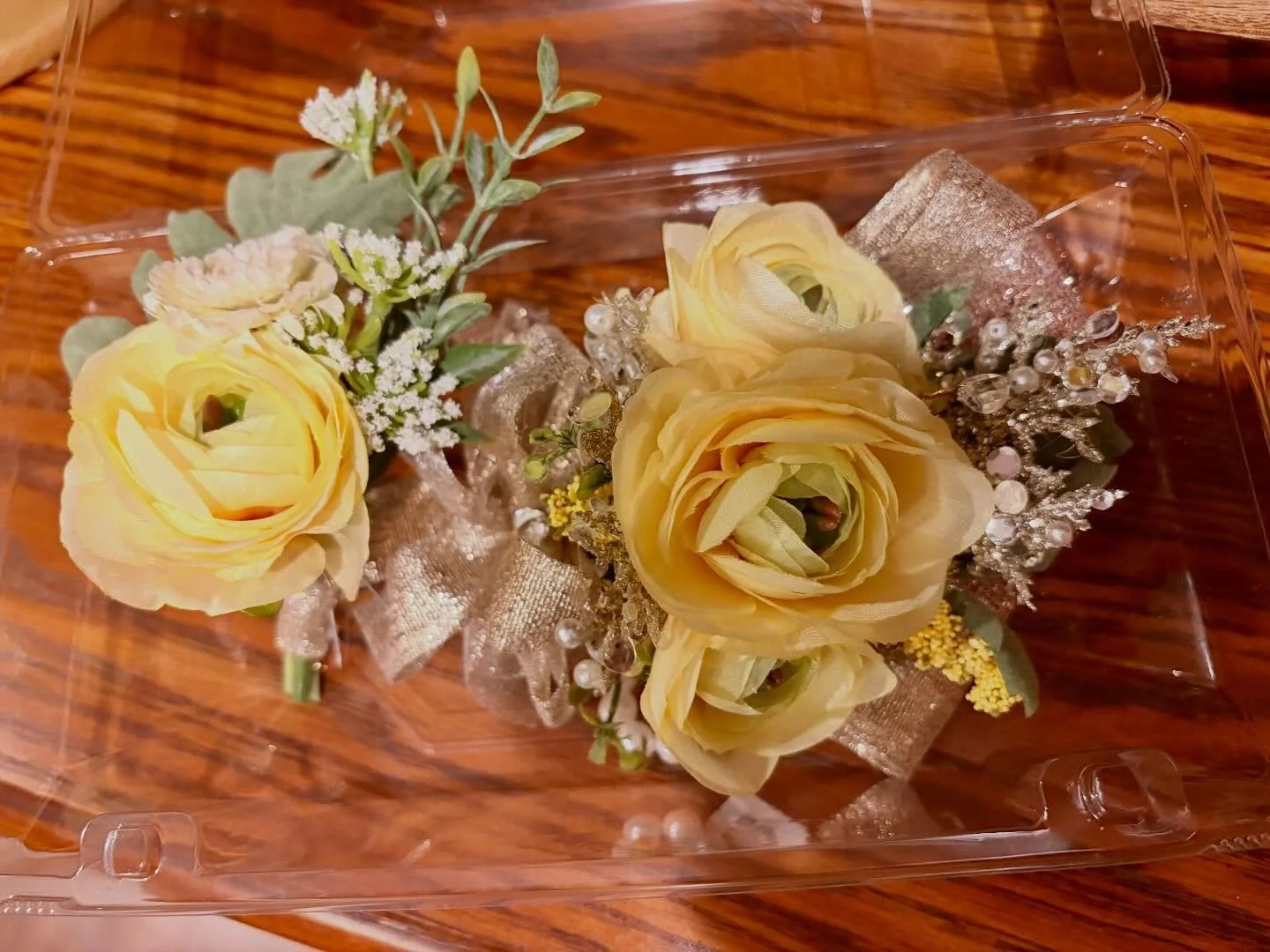 Prom - yellow artificial.jpg