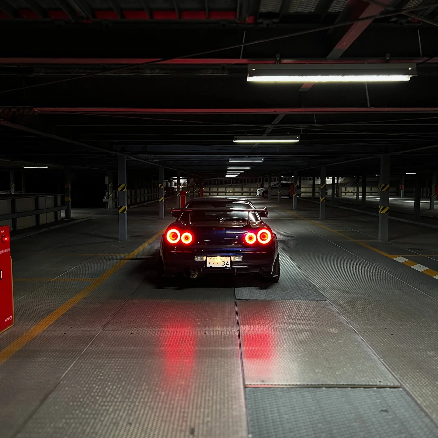 ✨ R34. 💜💙🤎

#jdm #r34 #r34gtr #skyline #midnightpurple
#midnightpurple3 #tokyo #tokyolife #carphotography #automotivephotography #carsofinstagram #jdmlife #gtr