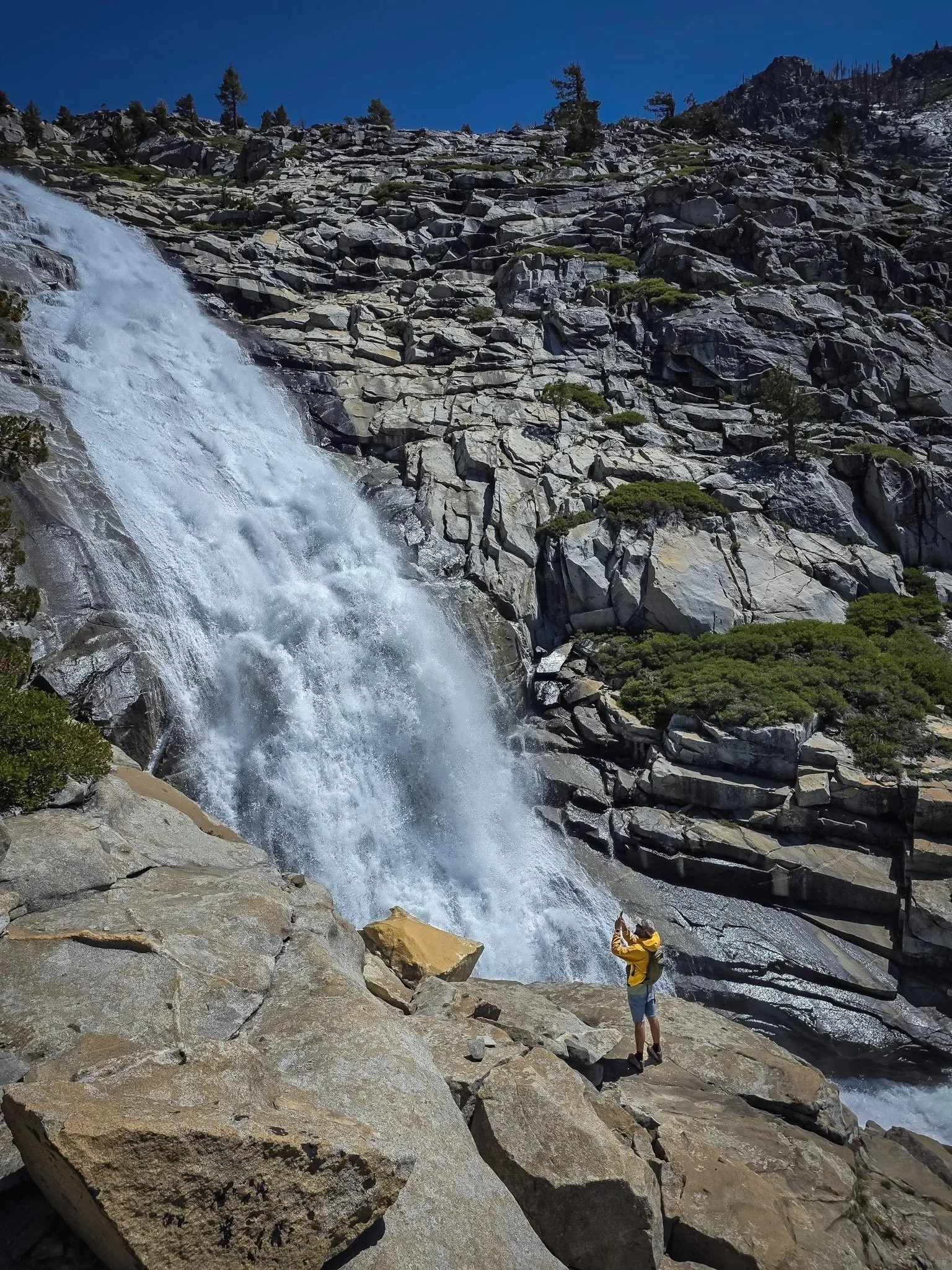Loud water, quiet mind