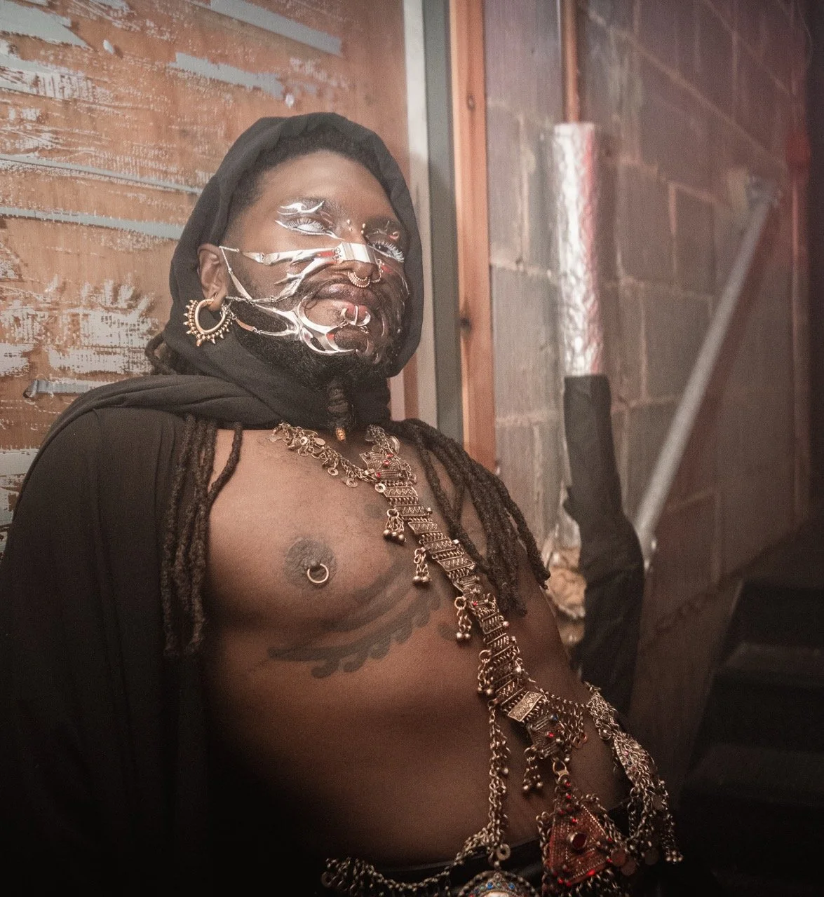 morganasteelephotographyRiposte_S_StripTease_35_VAnamorphic035-2 Large.jpeg