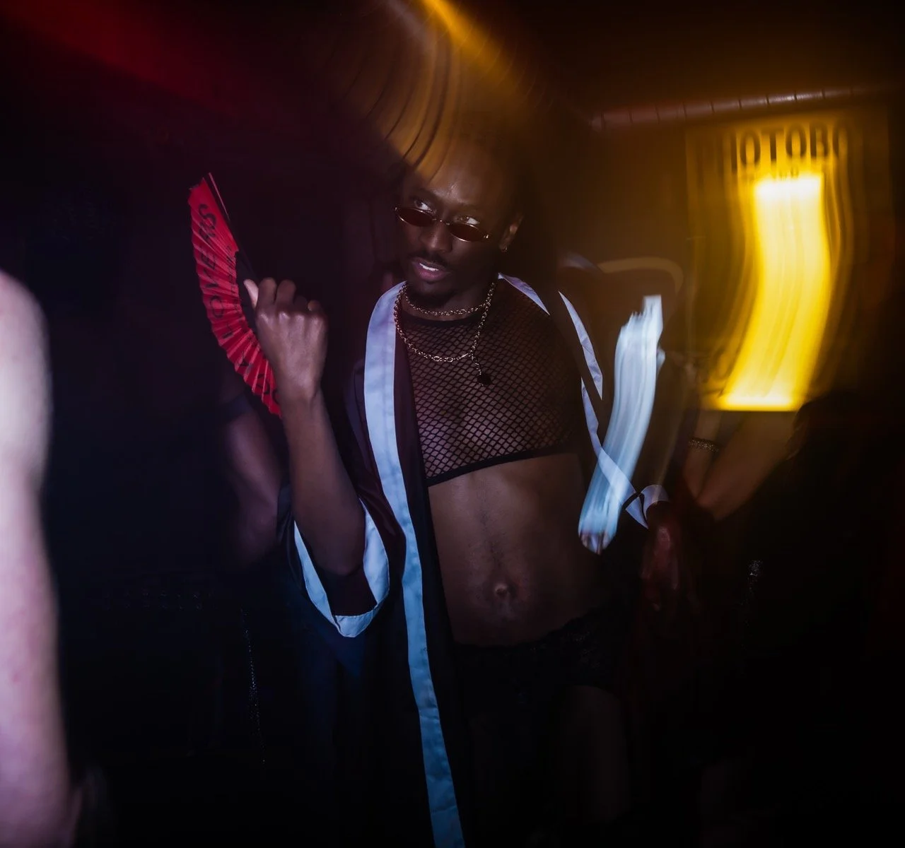 morganasteelephotographyRiposte_S_StripTease_35_VAnamorphic030 Large.jpeg