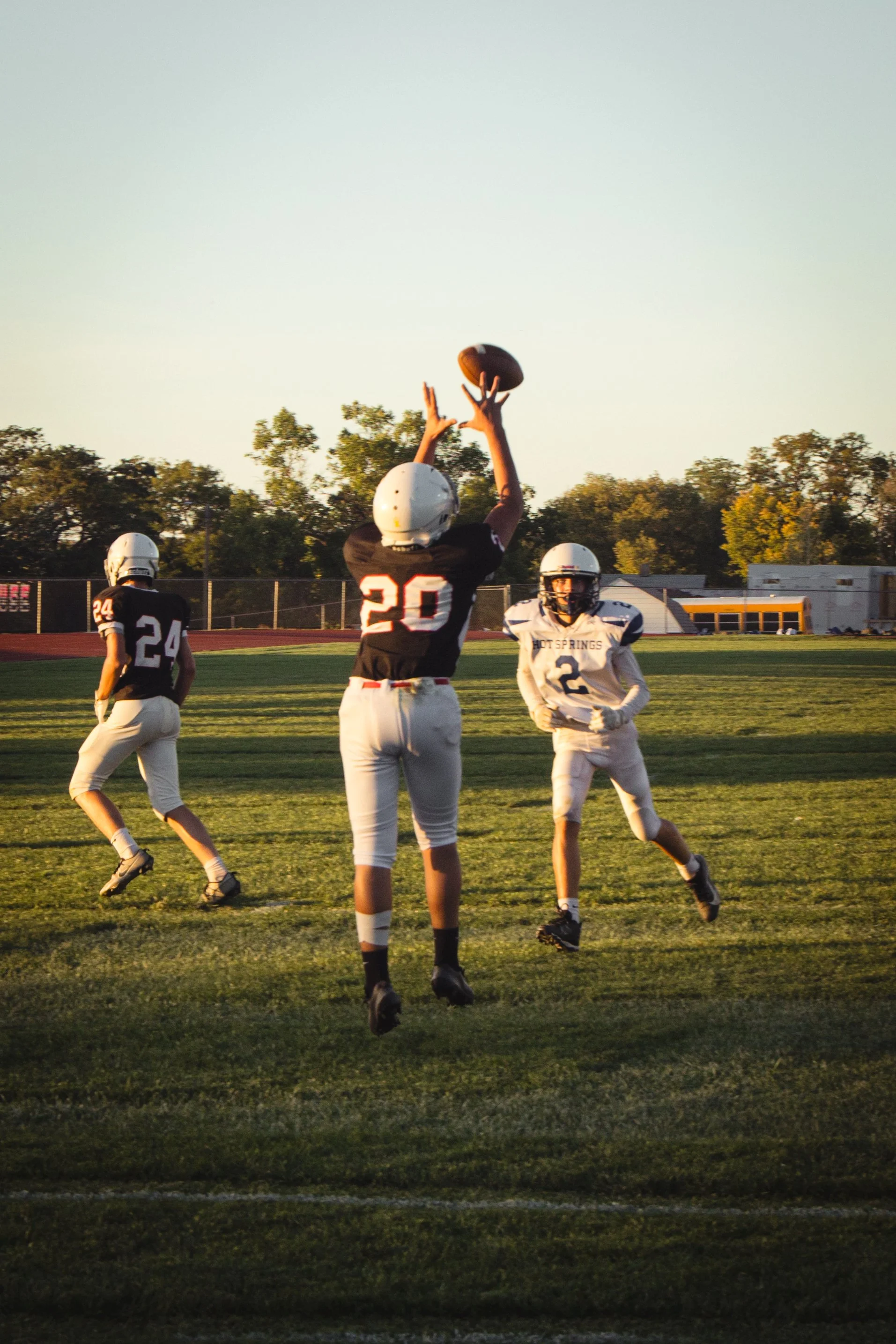 25.10.02_ChadronVsHotSprings-44.jpg