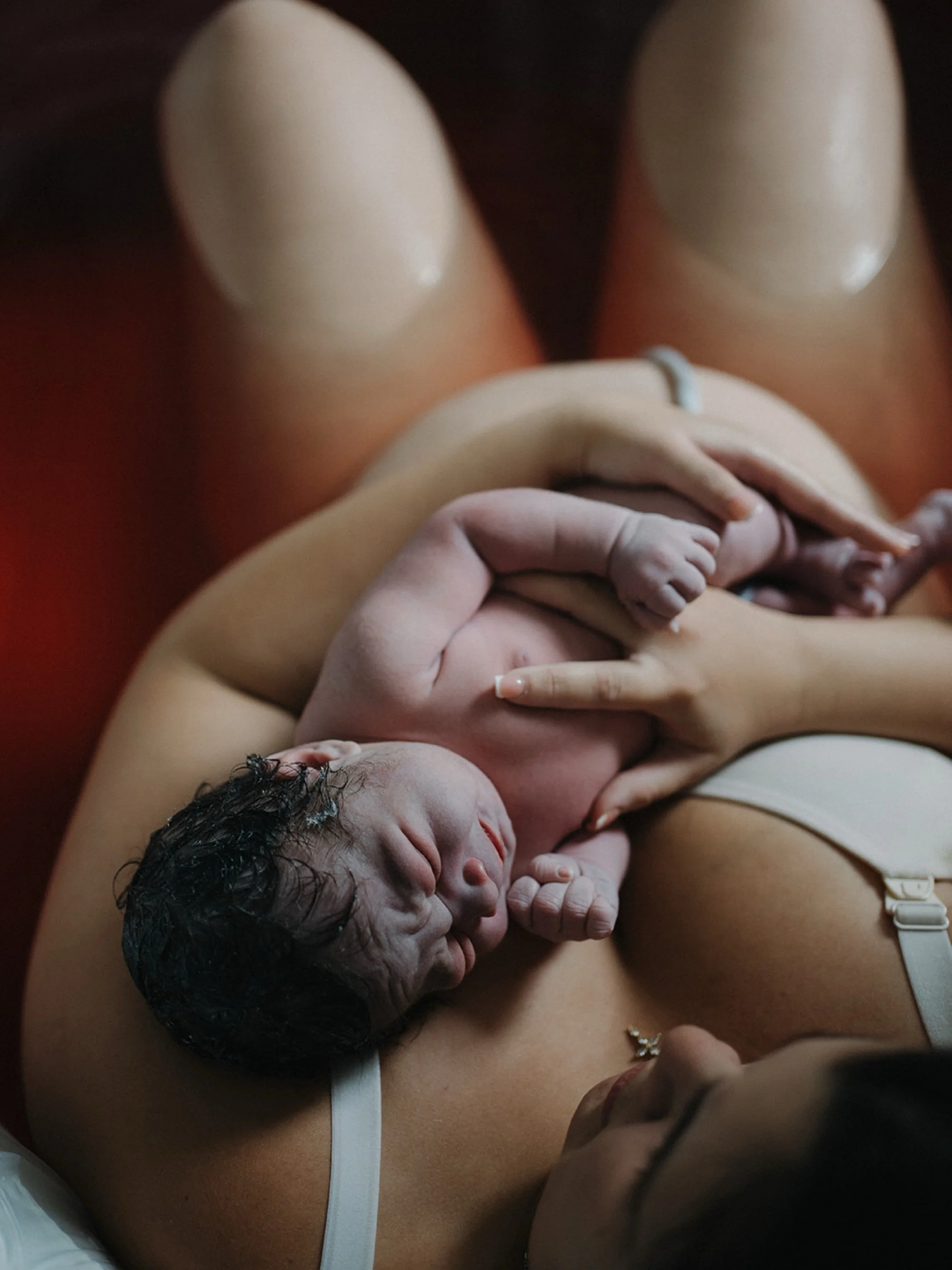 A mother&rsquo;s love begins long before the first breath.. Witnessing this home birth was a reminder of how powerful and beautiful motherhood truly is. 
Throughout labor, she filled her home with worship, surrendered every fear and wave of pain to t