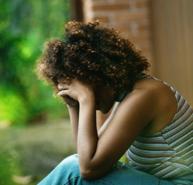 “I’m Sorry for My Loss”: What This Book Gets Right About Grief, Support, and the Pressure to Be Okay