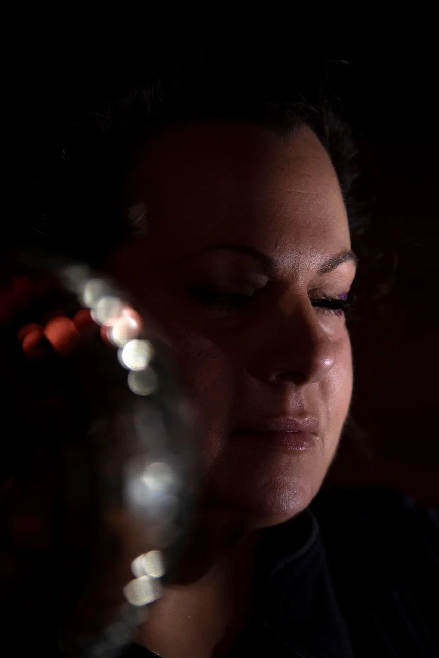 Youngstown, Ohio, 2025. Katie Santoro, a restaurant server in Youngstown, on her break.