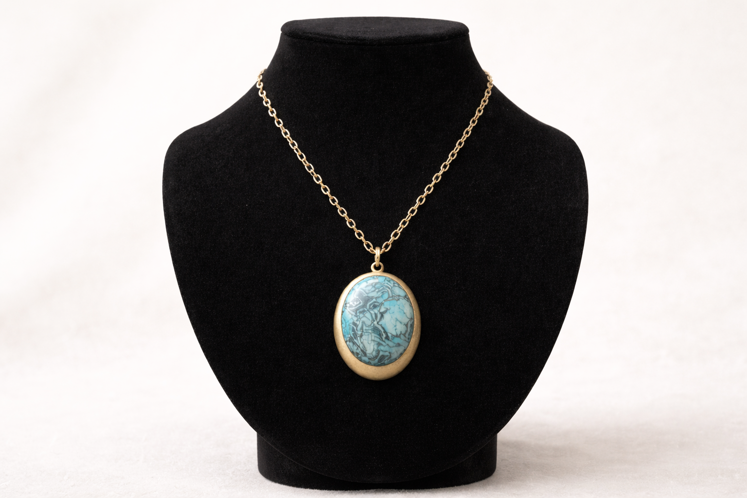 Turquoise Pendant Necklace
