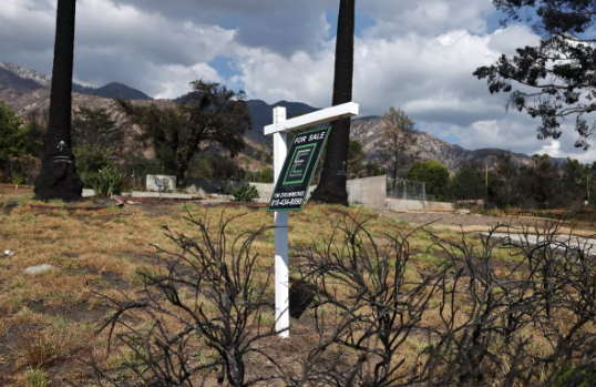 Complaints over insurers’ handling of L.A. wildfire claims prompt a flurry of bills