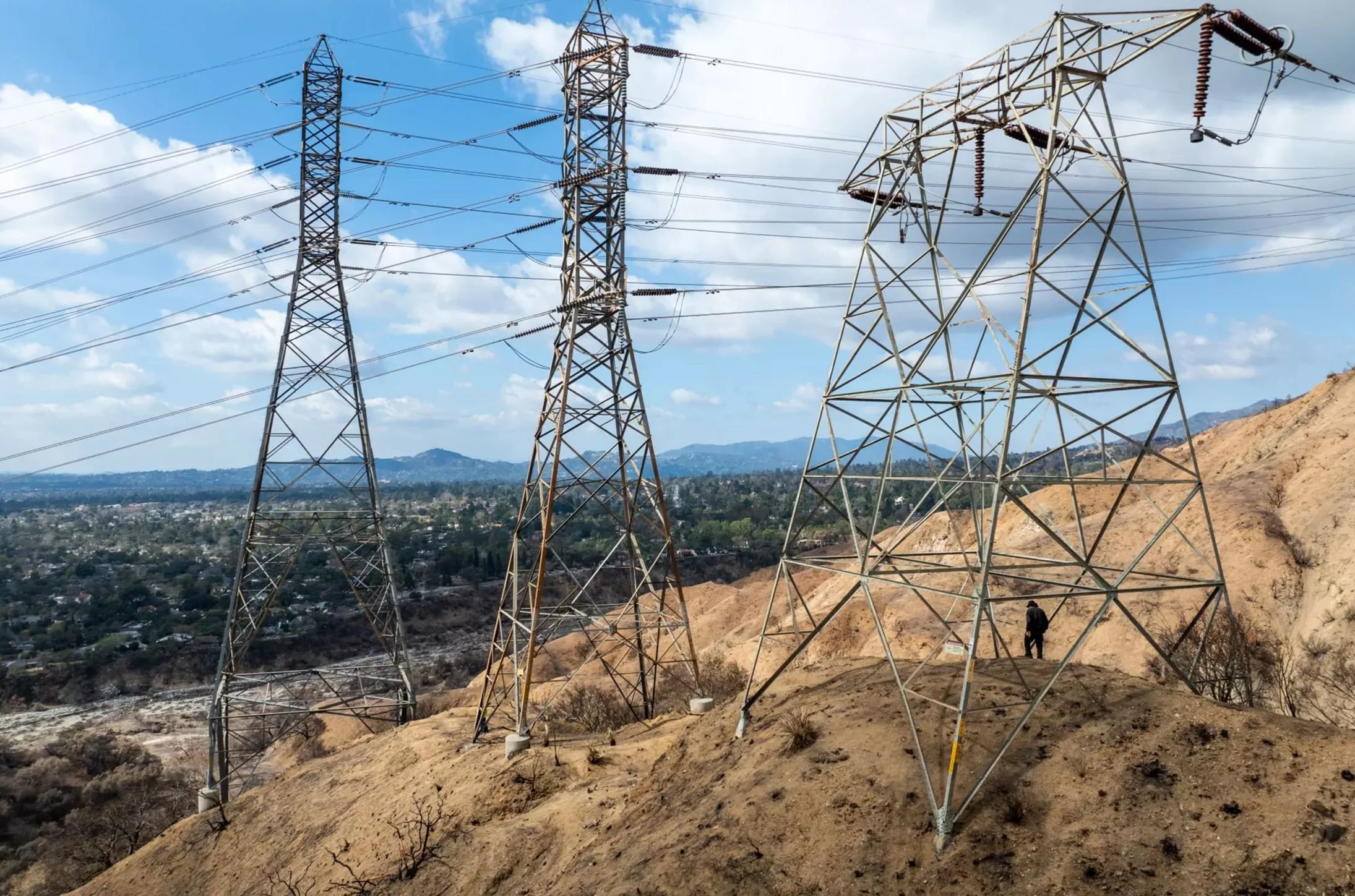 ‘This fire could have been prevented’: How utilities fought removal of old power lines