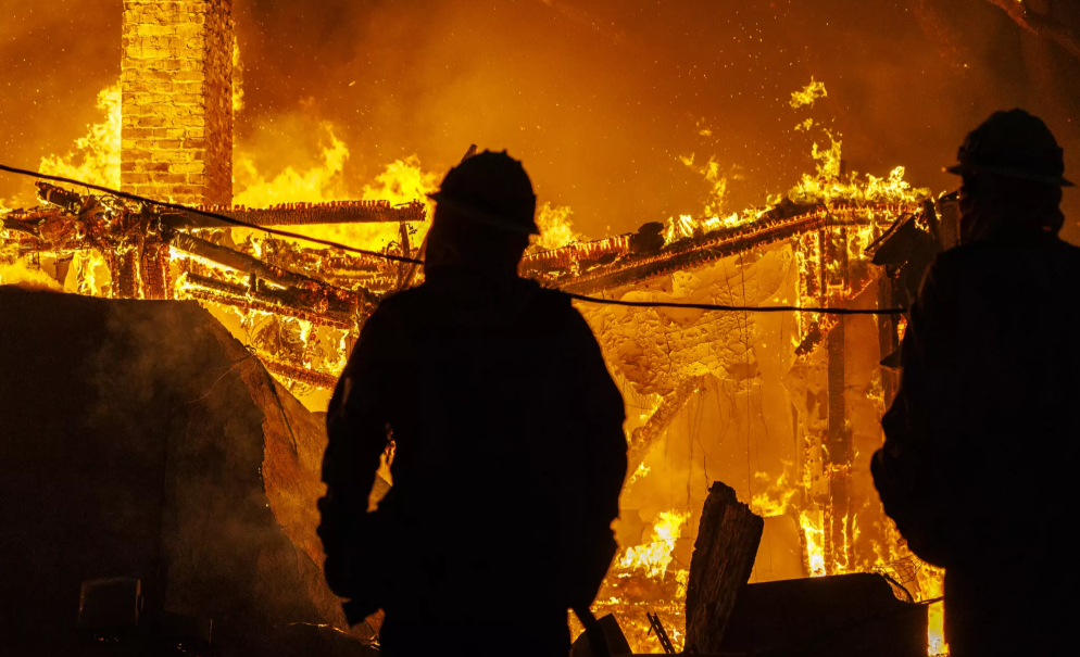 Edison offers to pay Eaton fire victims for damages, in move to avoid litigation