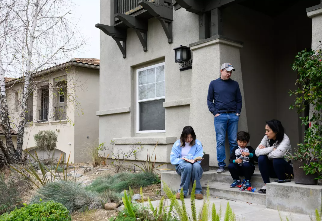 Eaton fire victims call for investigation into State Farm for delays, violations