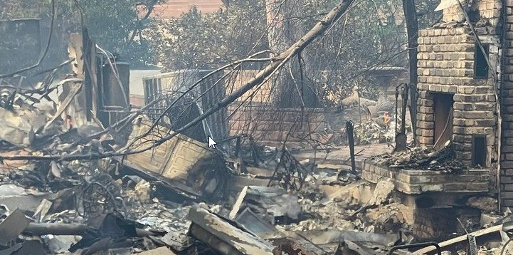 UCLA Study Finds Gaps in Protections for Eaton Fire Recovery Workers