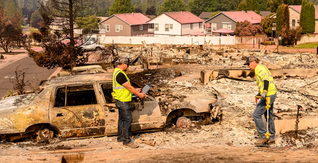 Wildfires can contaminate nearby homes and water systems – here's what returning residents need to know
