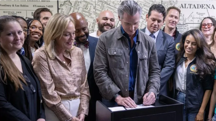 In Altadena Ceremony, Newsom Signs Wildfire Smoke Cleanup, Mortgage Relief Laws