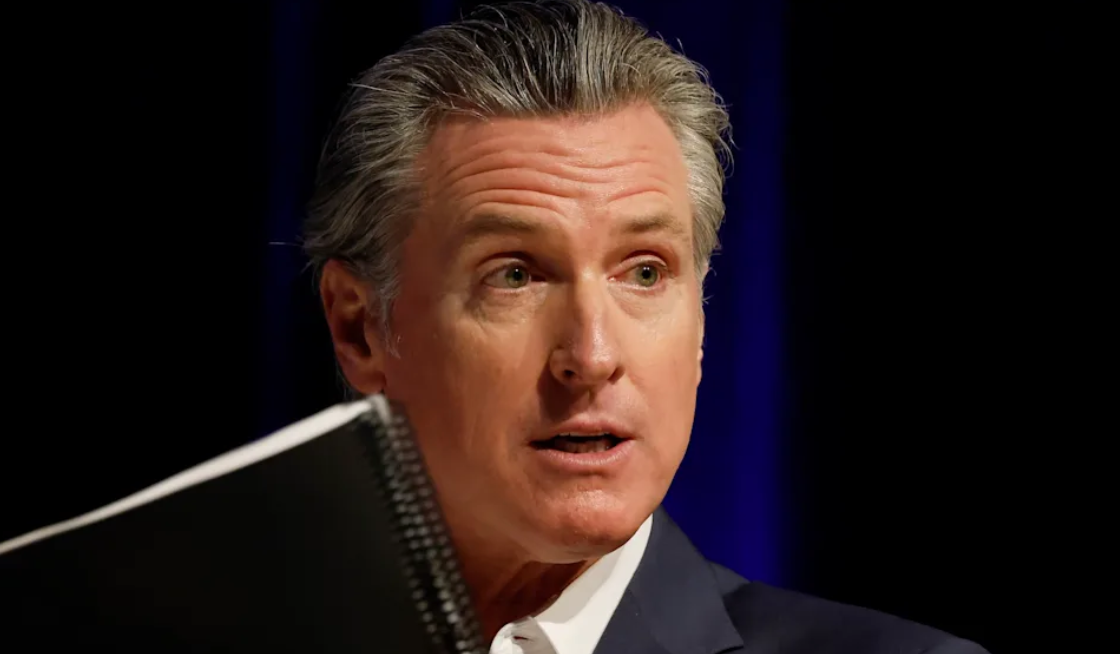 Newsom signs California law forcing insurers to pay for toxic smoke cleanup after Los Angeles fires