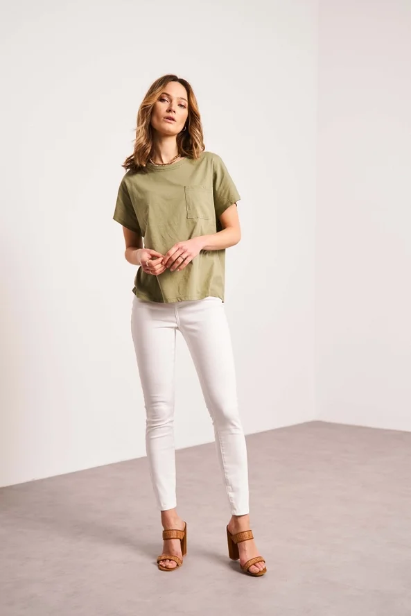 Tessa Basic T-Shirt with Pocket