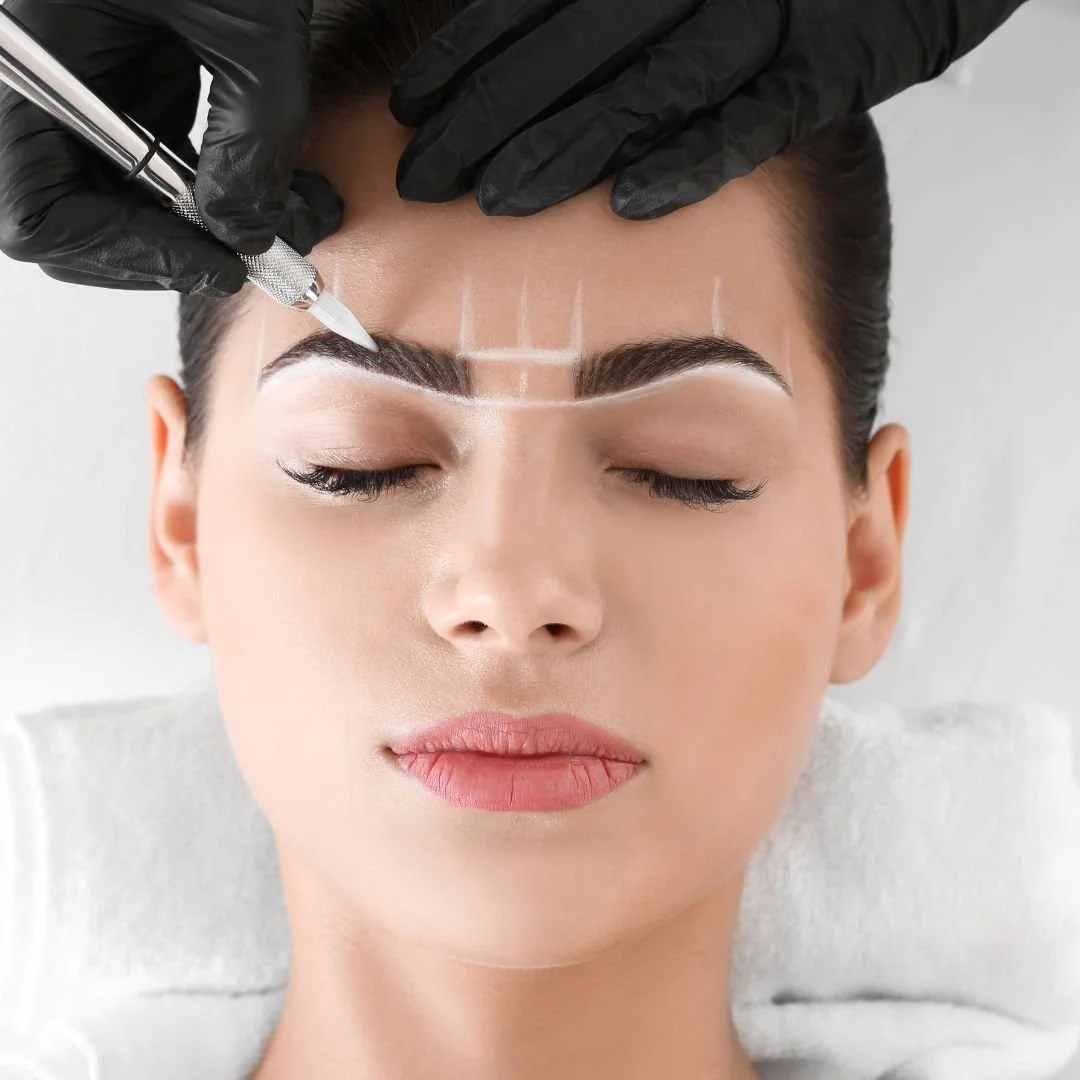 Diseño y depilación de cejas