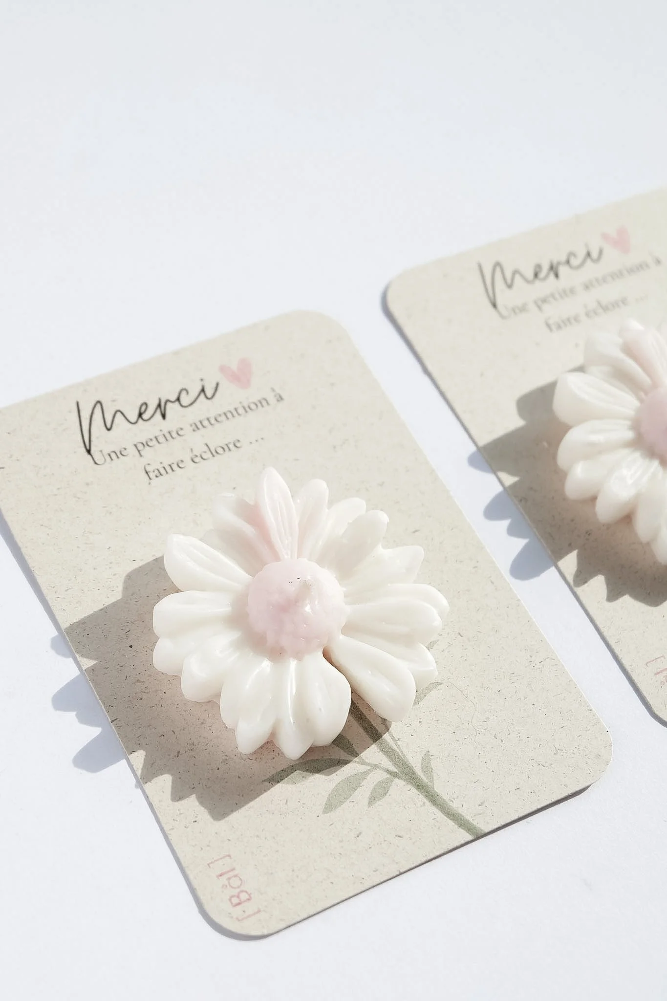 jolie carte avec bougie fleur
