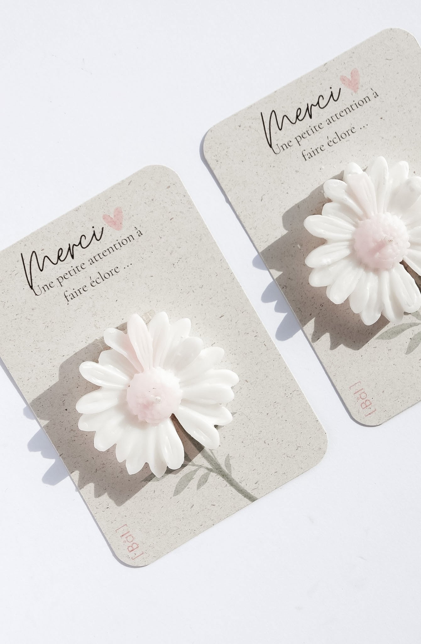 carte à offrir avec bougie en forme de fleur