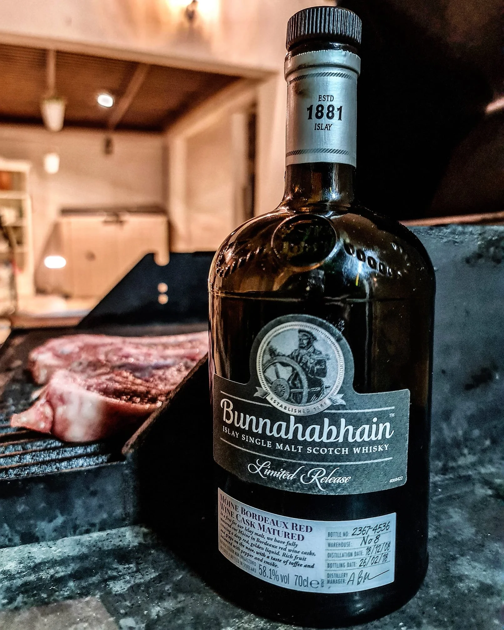 Bunnahabhain - Moíne Bordeaux Red Wine Cask - 2008-2018 - 58,1% 