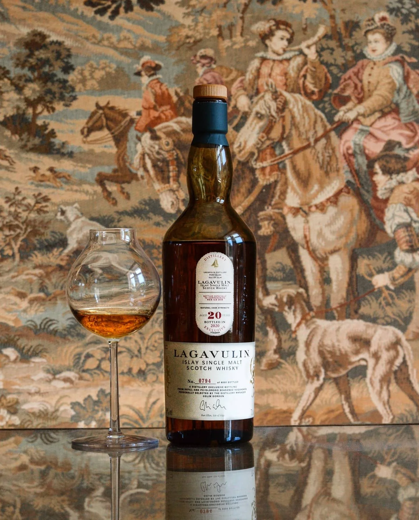 Lagavulin - 20 y/o - Feis Ile 2020 - 54%