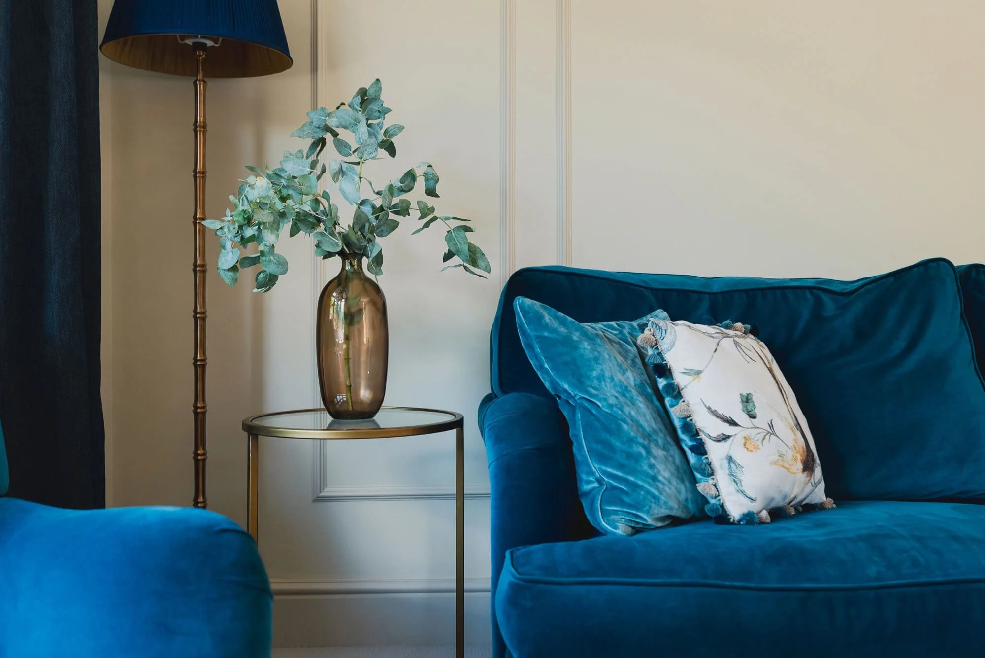 howson-design-interiors-parkcroft-family-home-blue-velvet-sofa.jpg