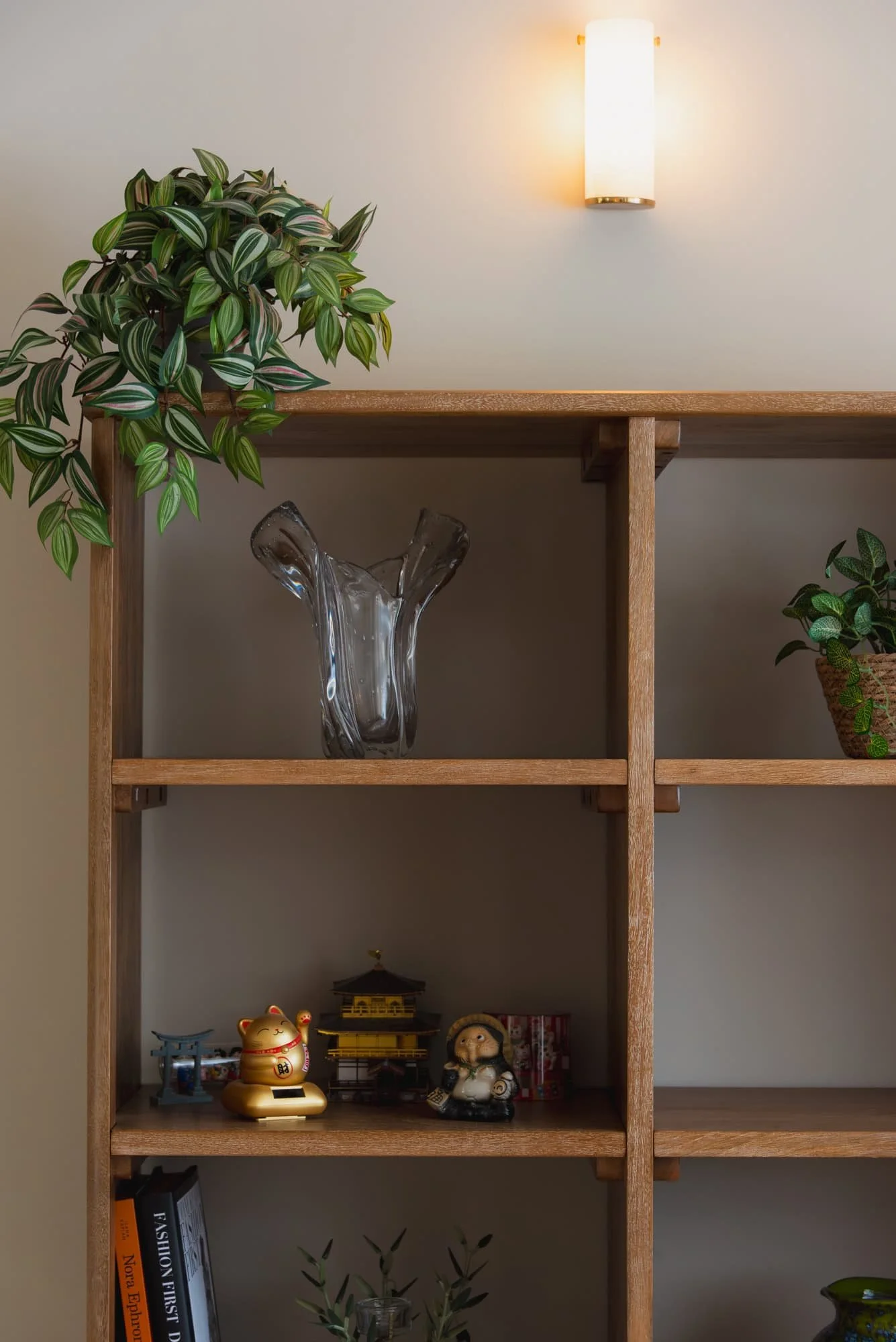 howson-design-interiors-parker-living-room-makeover-bookcase.jpg