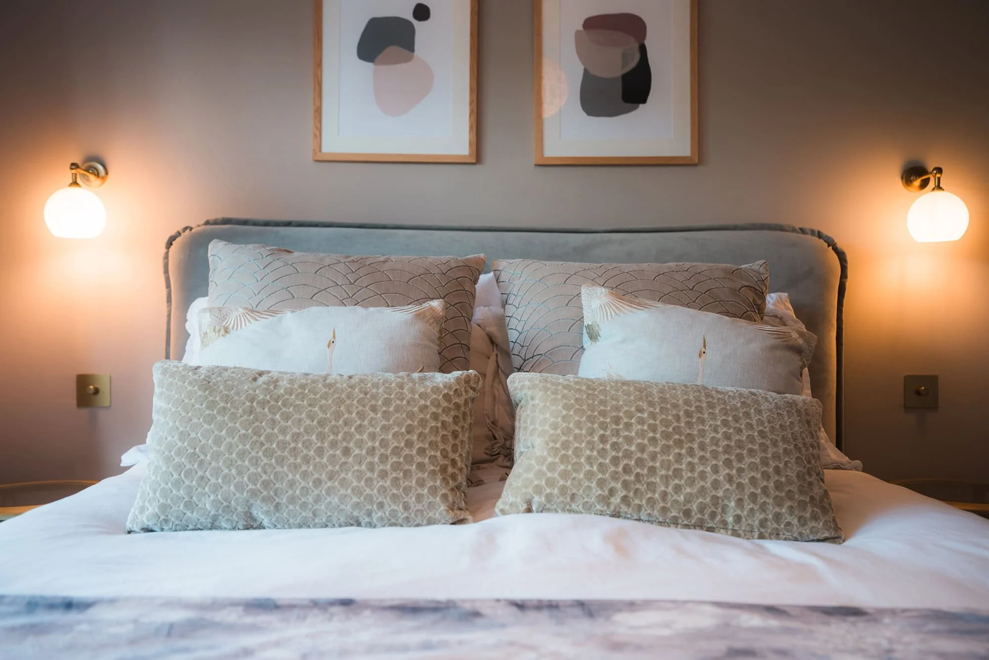 howson-design-interiors-parkcroft-family-home-neutral-bedding.jpg