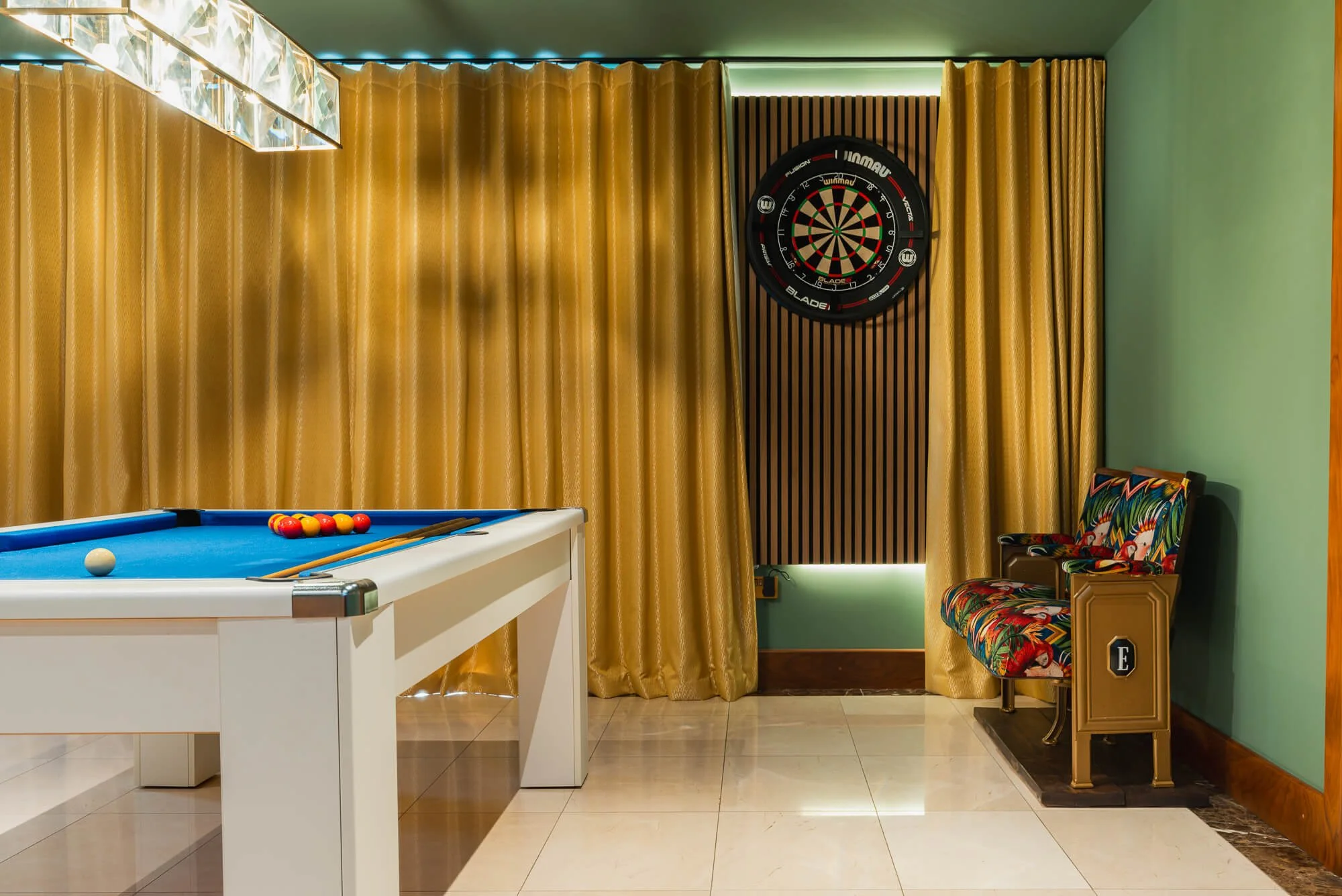 howson-design-interiors-valley-road-renovation-games-room-pool-table.jpg