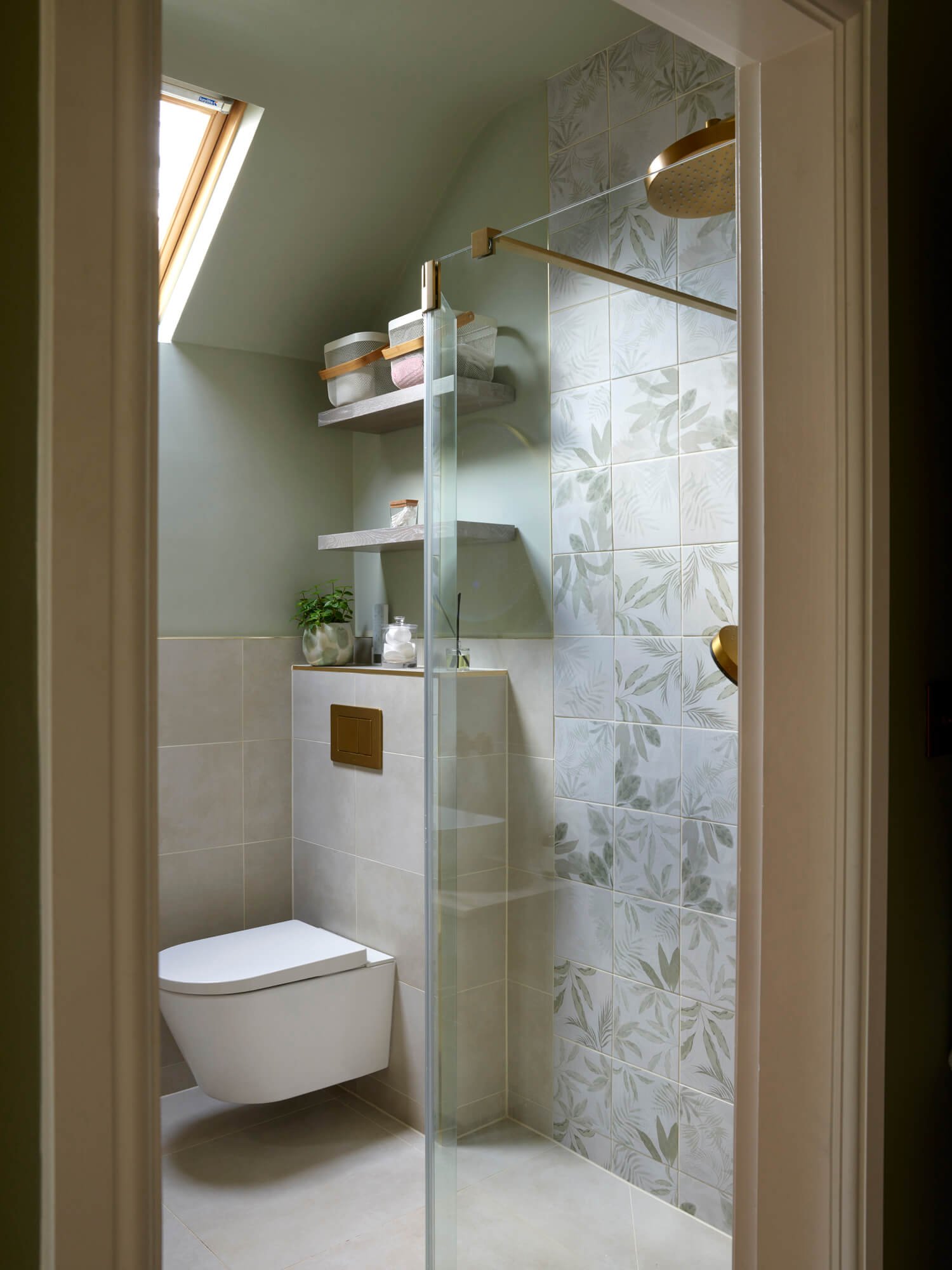howson-design-interiors-cleobury-farmhouse-renovation-ensuite.jpg
