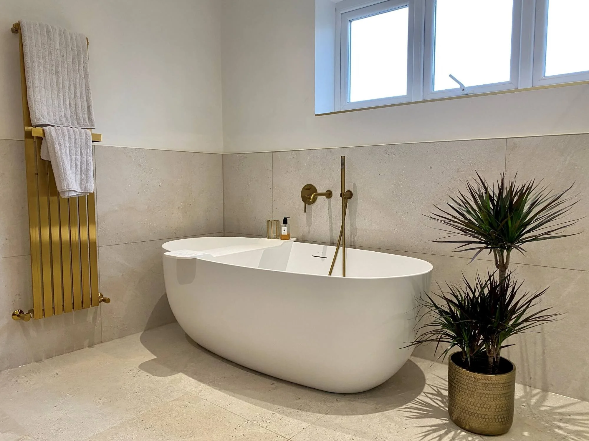 howson-design-interiors-hollies-drive-bathroom-renovation-free-standing-bath.jpg
