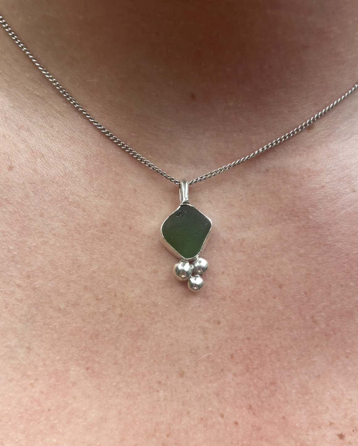 Sea kind of green pendant 01