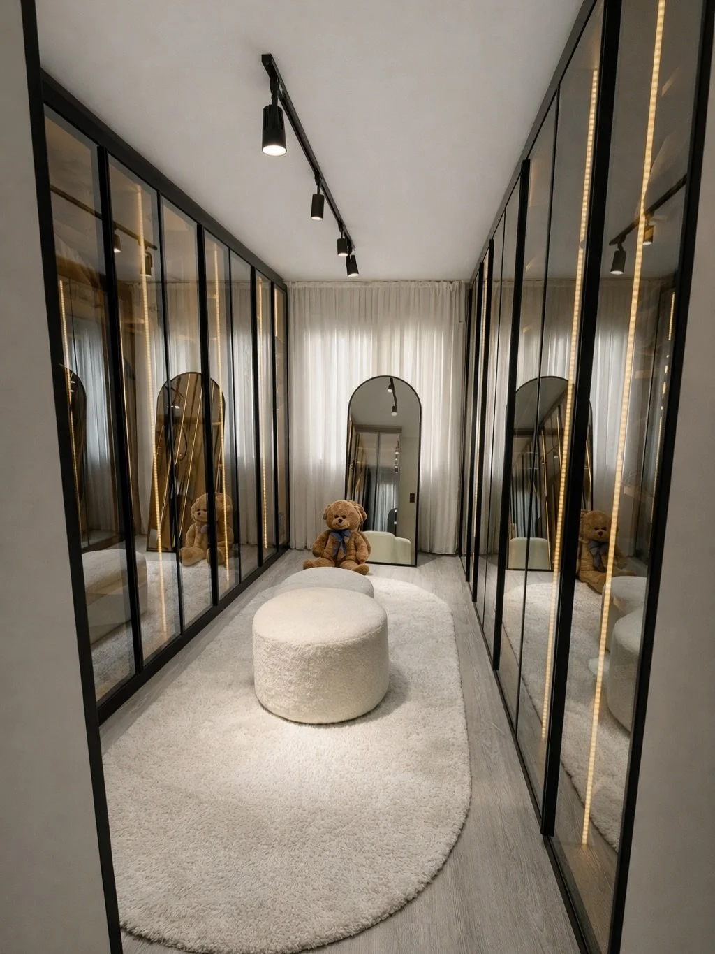 This family came to us with a clear brief.
They wanted a kids&rsquo; walk-in wardrobe that worked properly for daily life - but still had that wow factor you don&rsquo;t grow out of.

The challenge?
Designing something practical enough for kids to ac