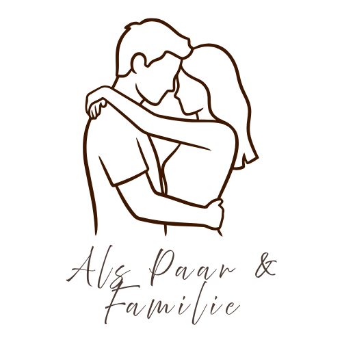 Illustration eines Paares, das sich umarmt, mit dem Text "Aly Paan & Familie" darunter.