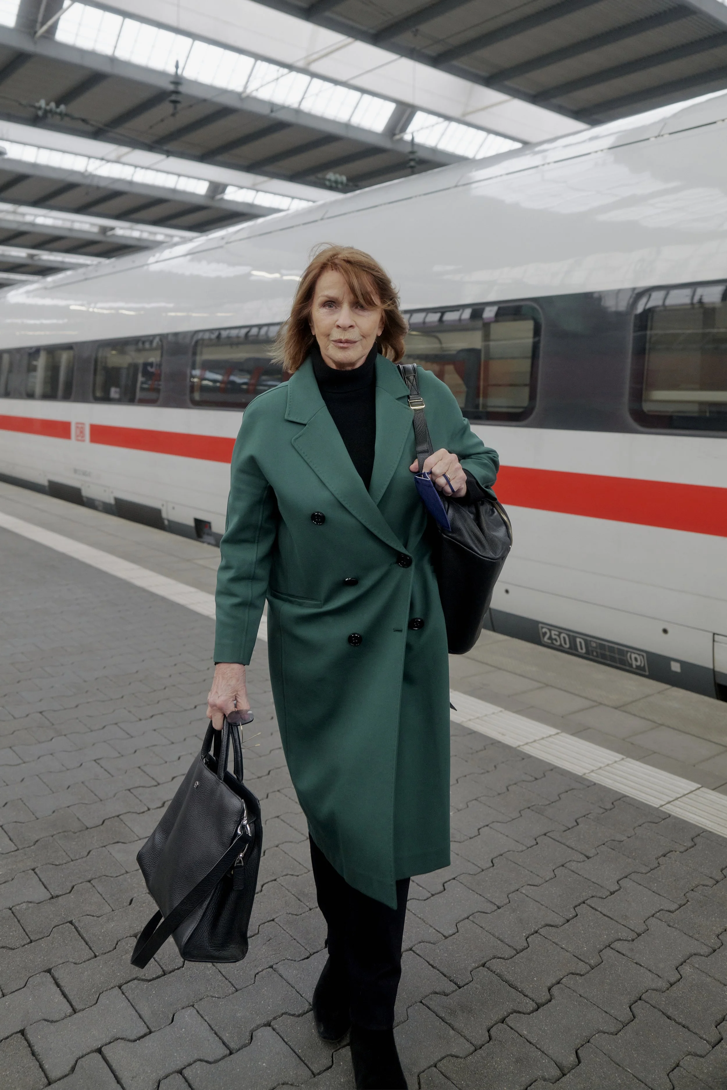 Deutsche Bahn - Senta Berger